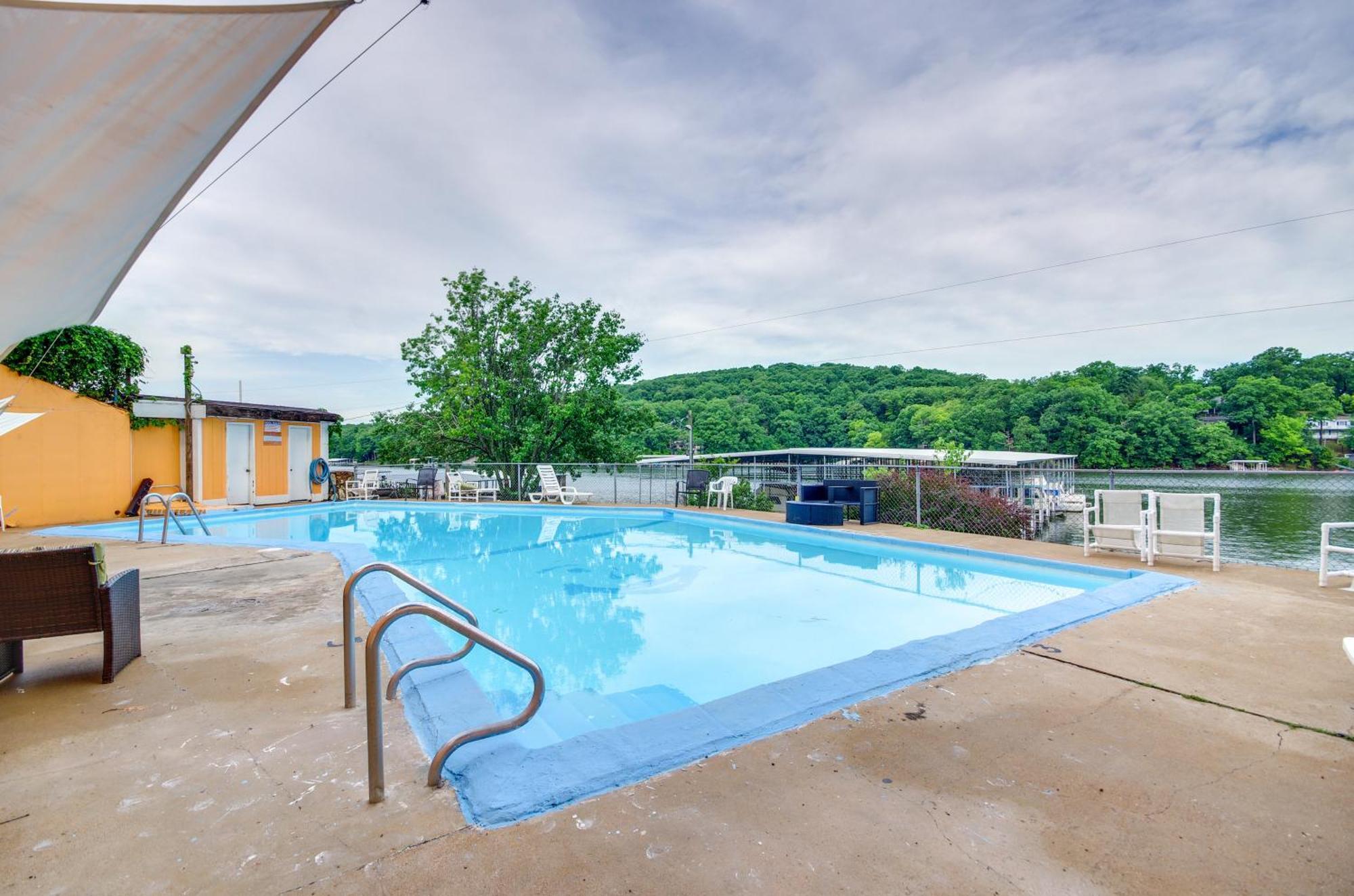 Cozy Lake Ozark Condo Rental With Grill, Pool Access Eksteriør billede