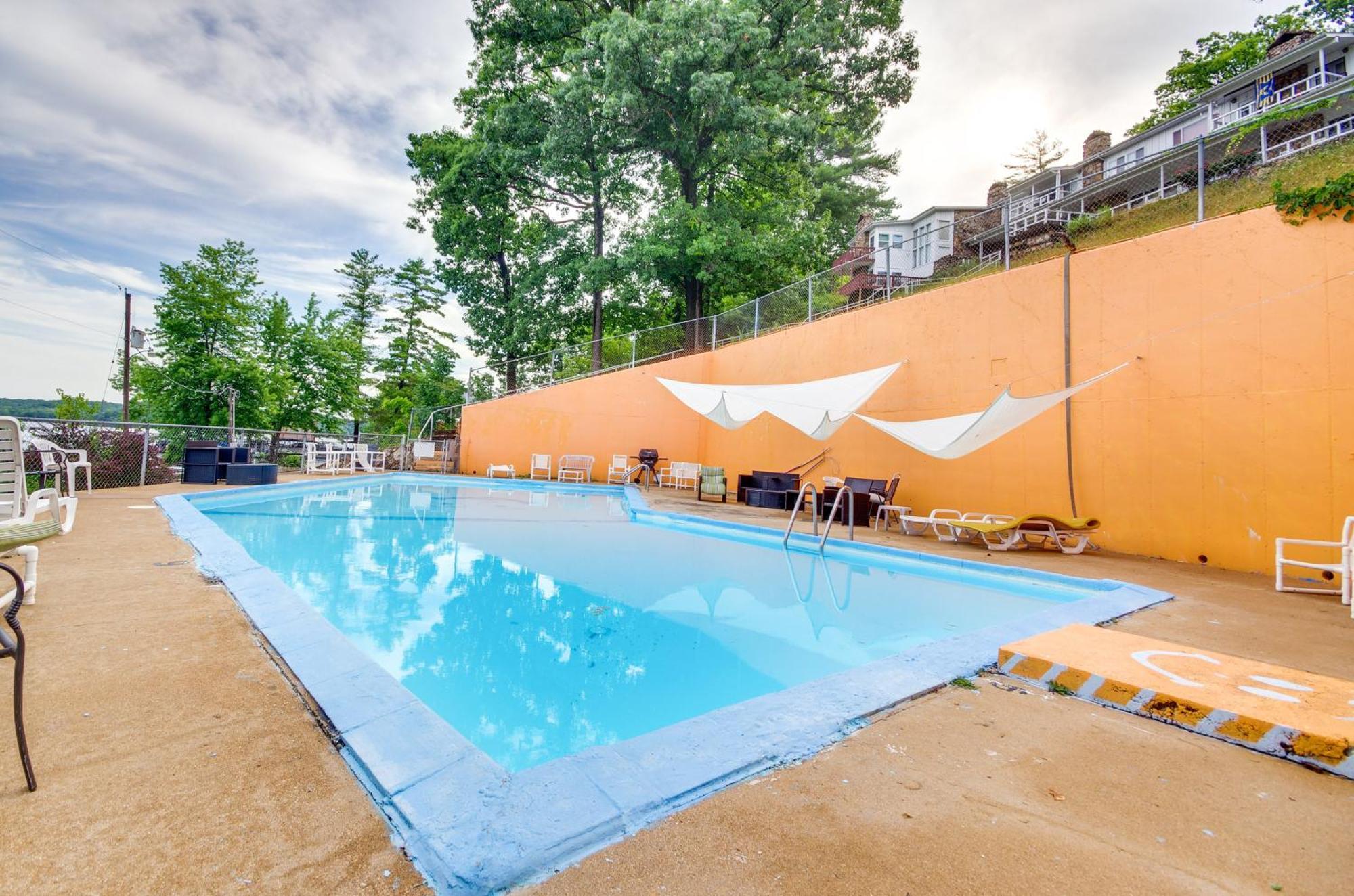 Cozy Lake Ozark Condo Rental With Grill, Pool Access Eksteriør billede