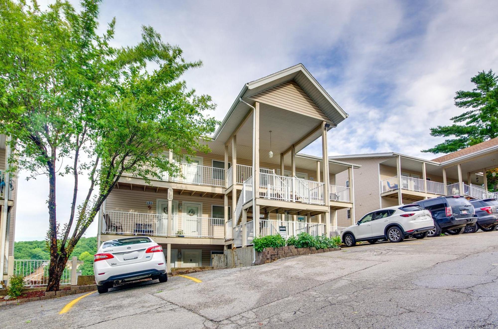 Cozy Lake Ozark Condo Rental With Grill, Pool Access Eksteriør billede