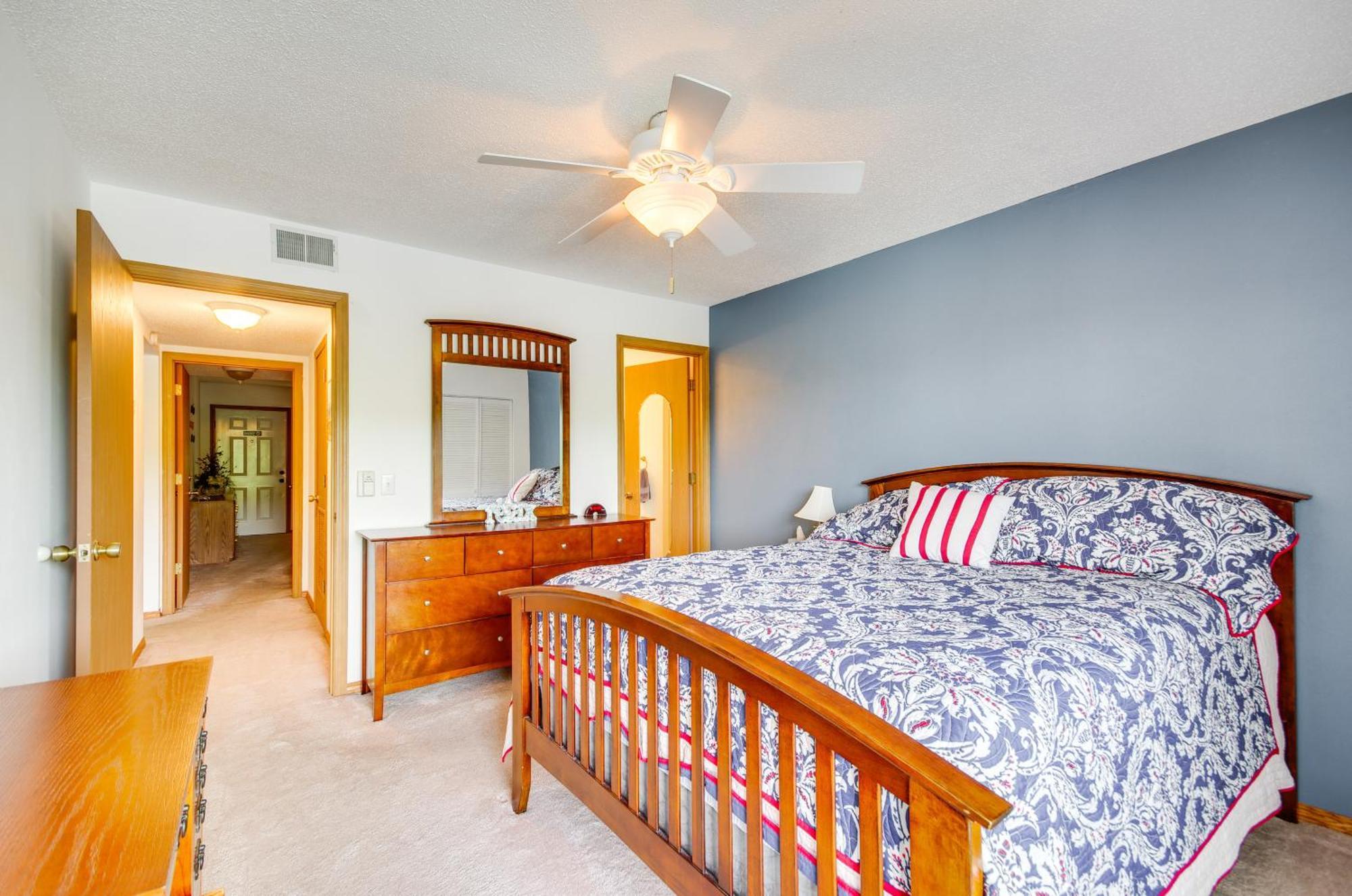 Cozy Lake Ozark Condo Rental With Grill, Pool Access Eksteriør billede